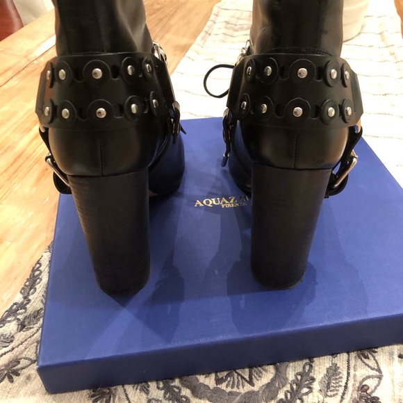 Shoes - Picture 5 of 8